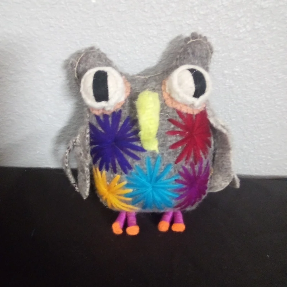 Colorful Wool Owl Plush ( Home )
